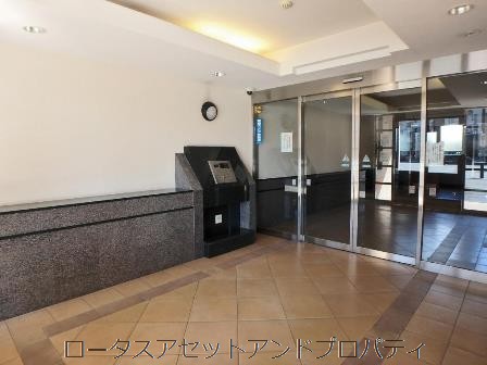 葛西南グリーンホームズエントランス｜エントランス内部の様子です。
