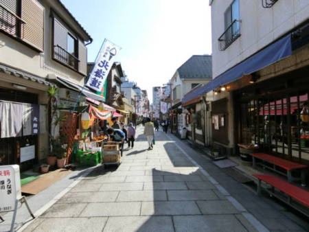 ライオンズマンション富岡八幡-6｜このような空間が見られるのは門前町ならではと言えます。