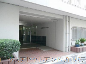 入谷松が谷マンション 3｜エントランスです。