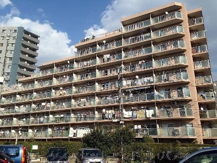 日商岩井西新井マンション12｜西側は住宅地に向いています。