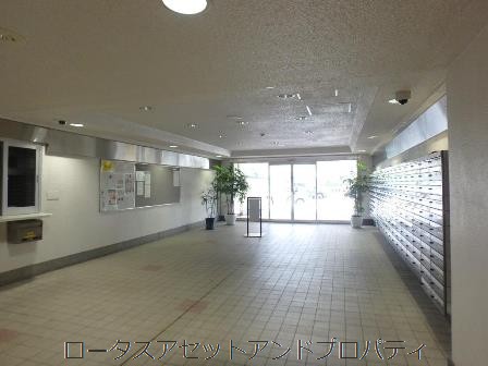 秀和亀戸天神橋レジデンス6｜エントランスホールです。