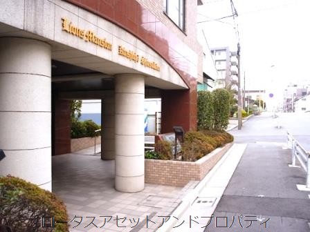 ライオンズマンション錦糸町親水公園11｜エントランスはオートロック付きで安心です。