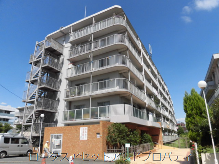 新小岩セントラルハイツ 1｜新小岩セントラルハイツは昭和57年築、6階建のマンションです。