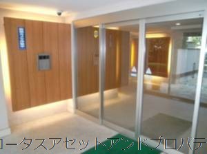 ミオカステーロ篠崎4012｜エントランスです。