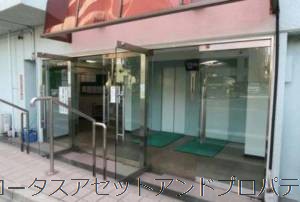 プラザローヤル５121412｜エントランスです。