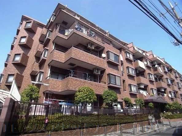 ライオンズマンション西新井本町１｜ライオンズマンション西新井本町は昭和６３年築、５階建てのマンションです。周辺は静かな住宅街です。