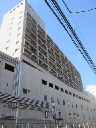 幡ヶ谷ゴールデンマンション7042｜幡ヶ谷ゴールデンマンションは１３階建てのマンションです。建物内には２４時間スーパー、銀行、飲食店が入った便利な施設です。