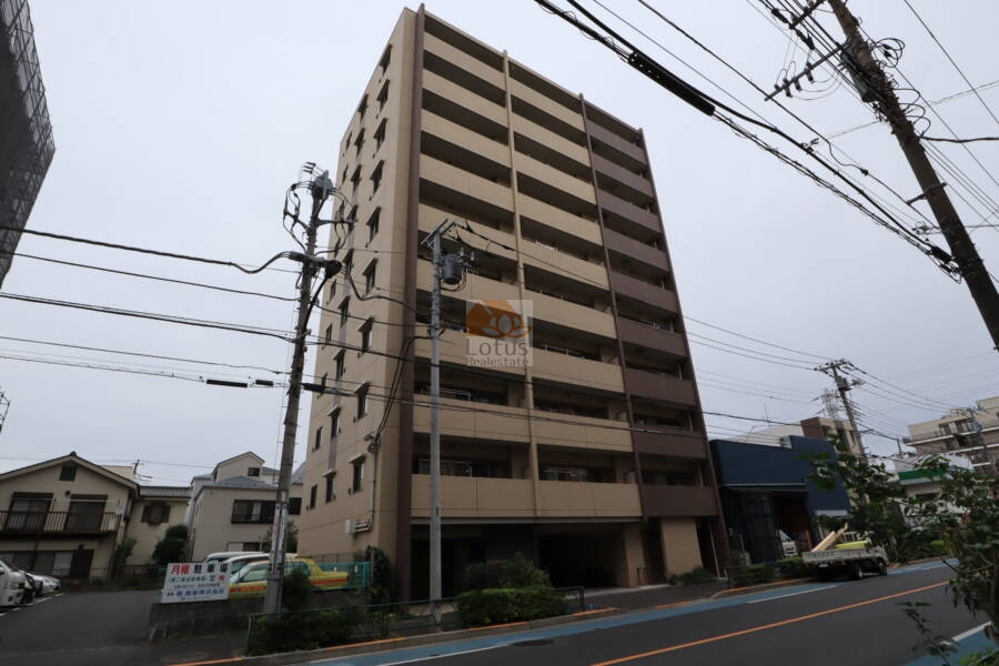 ランドステージ葛飾ウエストレジデンス外観3｜京成本線「堀切菖蒲園」駅、「お花茶屋」駅も利用可です。