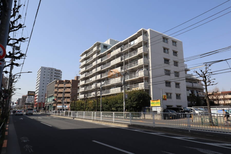 西葛西ハイム外観1｜西葛西ハイムは9階建てのマンションです。