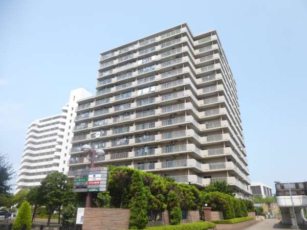 東大島ファミールハイツ２号棟外観１｜２号館の外観です。