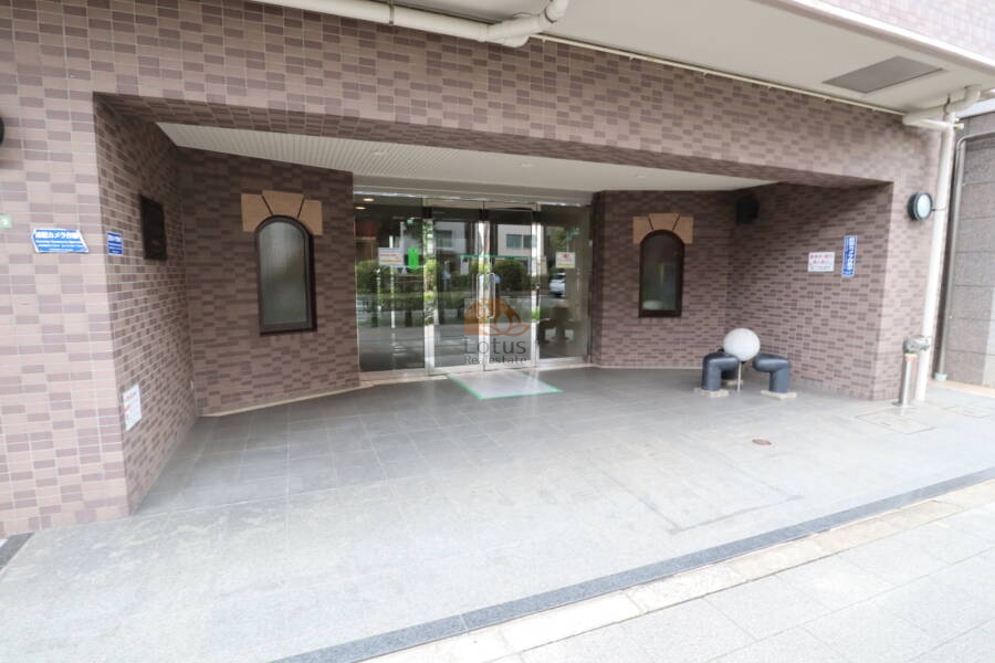 ゼファー北千住壱番館エントランス2