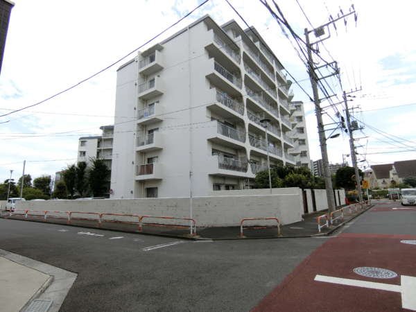 日商岩井竹の塚マンション外観共用部4