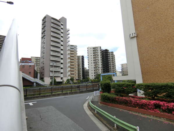 コープ野村大島アプローチ3｜すでにコープ野村大島は見えてきています。