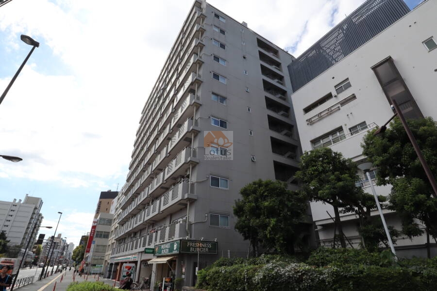トーア早稲田マンション外観3｜北側は消防署に接しています。