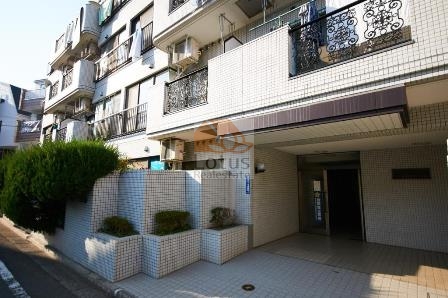 ワコー石神井公園マンション エントランス｜管理体制良好です。