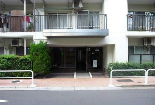 コスモ町屋エントランス｜管理体制良好です。