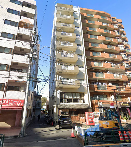 フジホーマンション外観２｜フジホーマンションは昭和５０年築、１０階建てのマンションです。不忍通りに面していて、千代田線「根津」駅と千代田線「千駄木」駅の中間あたり立地します。