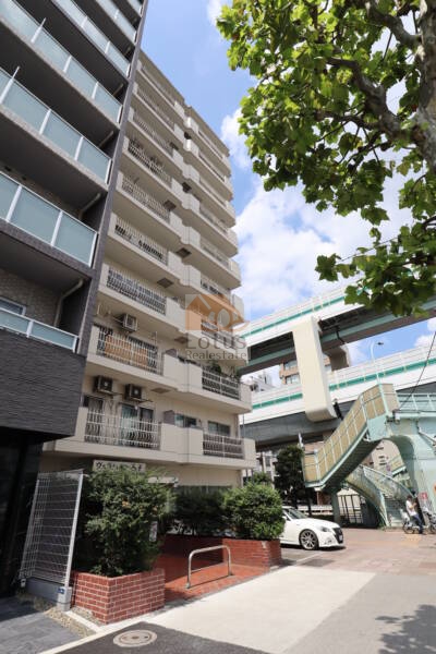 ヴェラハイツ王子外観1｜ヴェラハイツ王子は、昭和54年築、10階建てのマンションです。