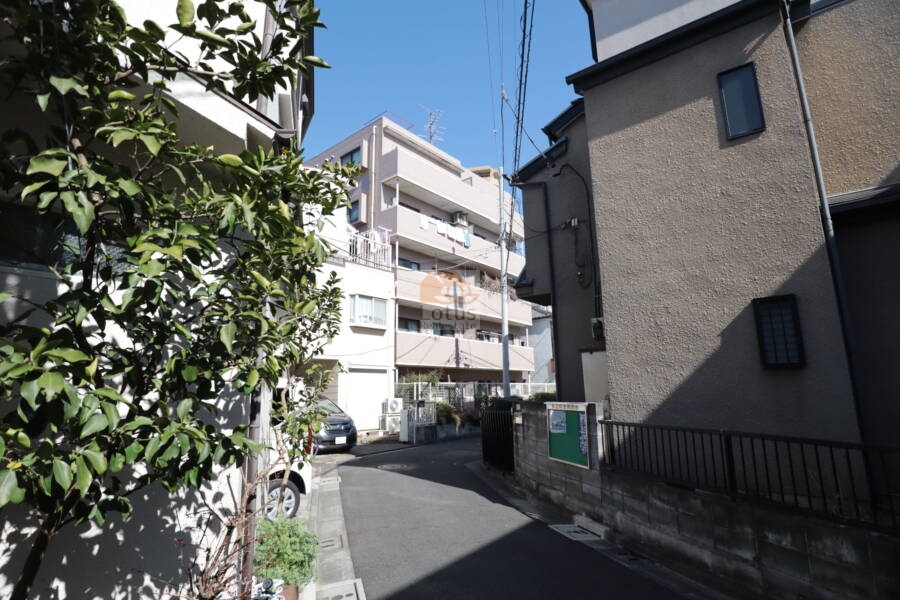 キャニオンマンション西日暮里外観2