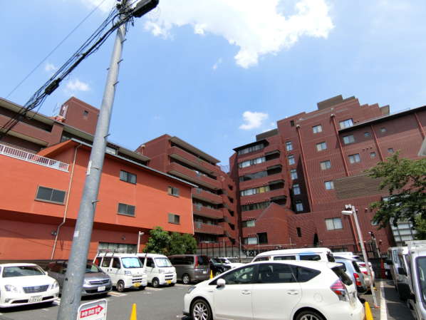 目白ガーデンハイツ外観共用部17｜西側の様子です（R1/06/06）。