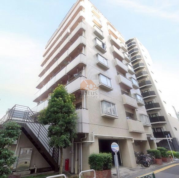 ＴＡＫ北千住外観１｜タック北千住は昭和59年築、9階建てのマンションです。