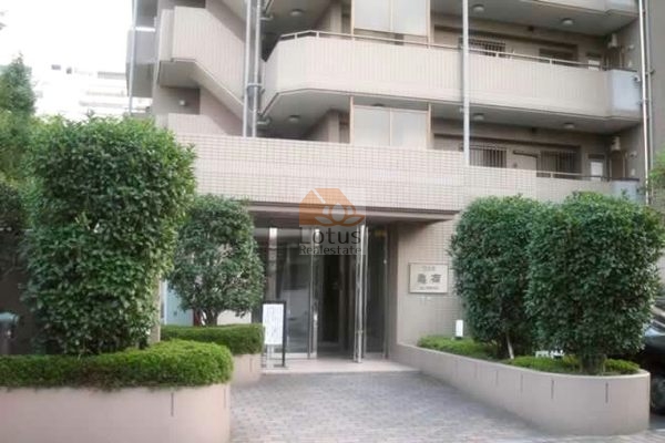 コスモ亀有パークサイドエントランス｜エントランスはオートロック付きで安心です。