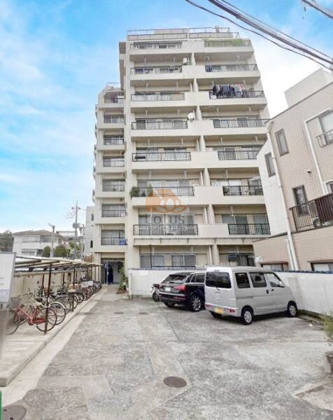 久我山ニューハウジング外観２ (1)｜久我山ニューハウジングは昭和46年築、9階建てのマンションです。