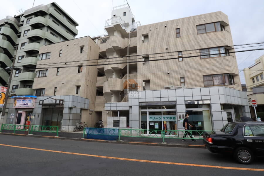 朝日プラザ中野弥生町外観1｜朝日プラザ中野弥生町は昭和６０年築、６階建てのマンションです。中野新橋駅から近くて便利です。