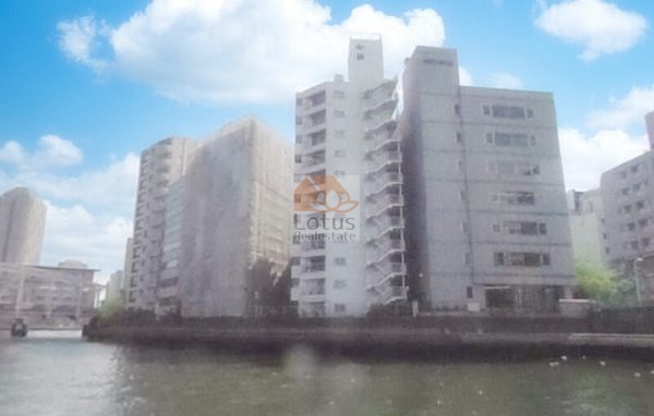 中銀第二八丁堀マンシオン外観２｜中銀第二八丁堀マンシオンは亀島川に面した立地です。