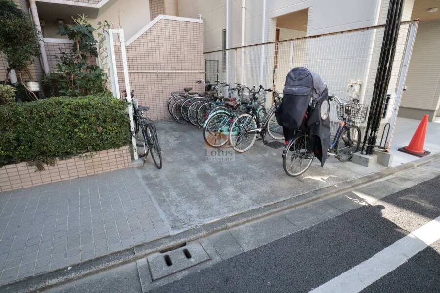 キャニオンマンション西日暮里共用部3