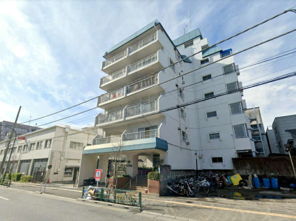 ハイネス大塚外観２｜ハイネス大塚は昭和５０年築、６階建てのマンションです。丸の内線「新大塚」駅、山手線「大塚」駅が利用可です。近隣にコンビニ・スーパー・病院があります。