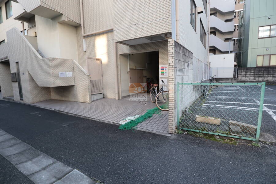 ライオンズマンション明石町共用部6