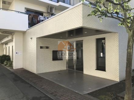 船堀パーク・ホームズエントランス｜周辺は静かで落ち着いた環境です。