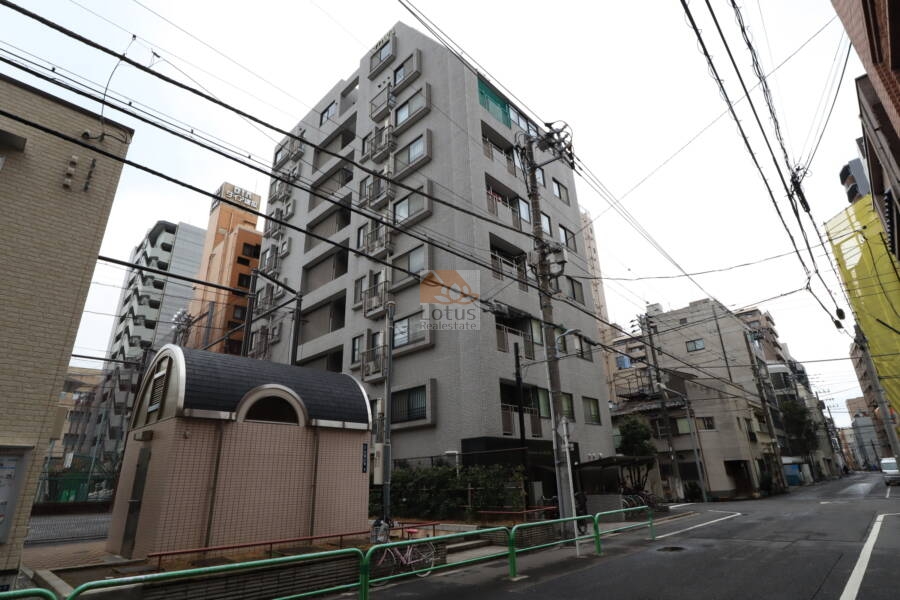 藤和シティホームズ上野山伏町外観2｜9階建てです。