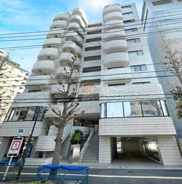 アーバン・ドヌール目白台外観１｜アーバンドヌール目白台は昭和63年築、11階建てのマンションです。