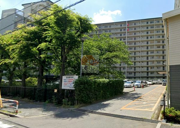 五反野住宅Ａ棟外観４｜五反野住宅は昭和５２年築、１２階建てのマンションです。