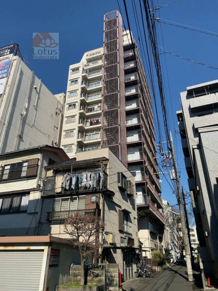 トーエイ高井戸は昭和50年築、１４階建てのマンションです。