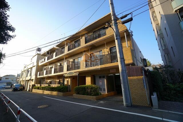 チサンマンション滝野川外観３｜チサンマンション滝野川は4階建てのマンションです。大きな通りに面していない静かな住環境です。