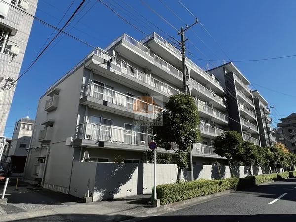 竹の塚ハイリビング外観｜竹の塚ハイリビングは、1973年（昭和48年） 8月築、7階建てのマンションです。