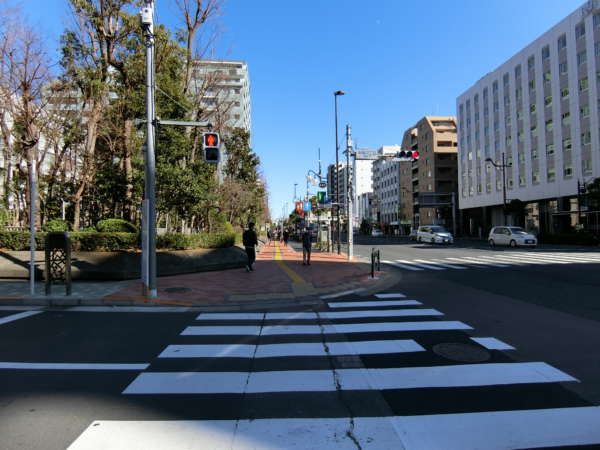 南砂住宅アプローチ12｜さきほどは東陽４丁目という交差点を左折しましたが、直進しても到達できます。