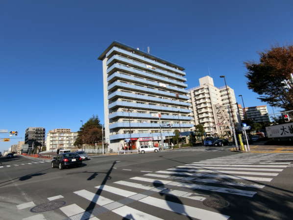 北砂四丁目住宅アプローチ6｜南砂６丁目交差点は通り過ぎます。