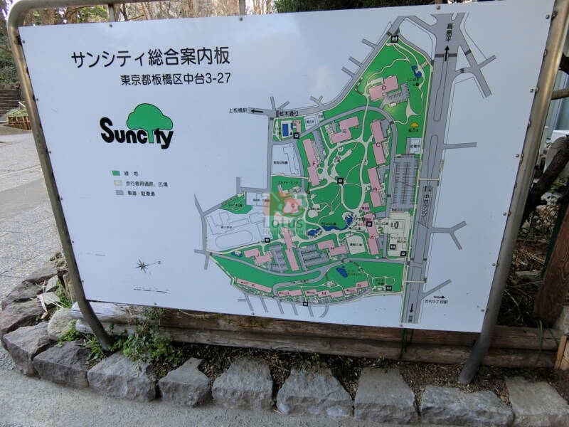 サンシティ・ガイドマップ｜館内のガイドマップですが、ものすごい巨大なマンションです。