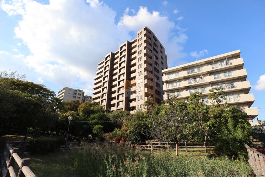 ナイスパークステイツ東陽町仙台堀川公園外観1｜ナイスパークステイツ東陽町仙台堀川の南側は、仙台堀川公園に面しています。