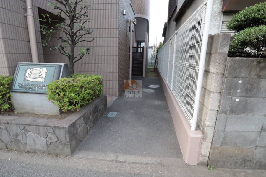 ライオンズマンション武蔵関第２共用部3