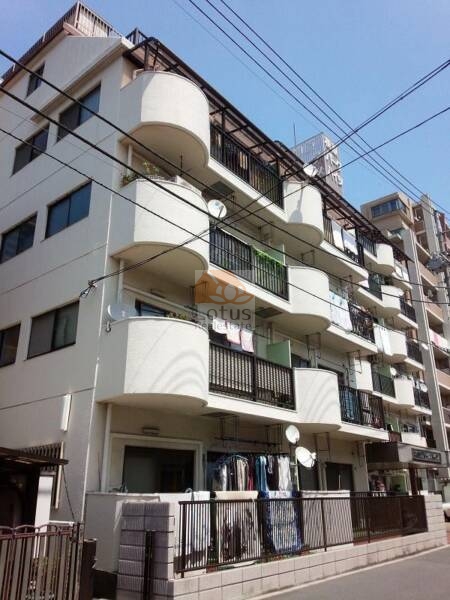 柳原パークハイツ｜柳原パークハイツは昭和55年築、6階建てのマンションです。