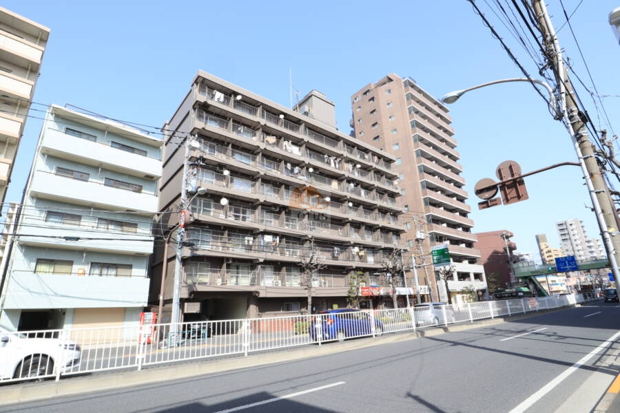 カーサ第３宇喜田｜カーサ第三宇喜田は葛西通りに面した南向き棟です。