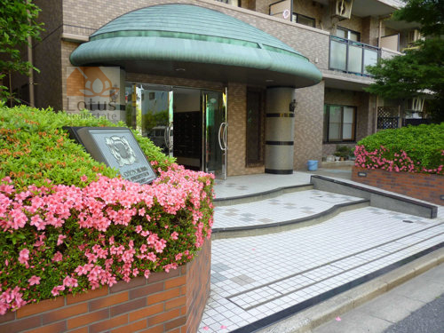 ライオンズマンション船堀親水公園外観 (1)｜エントランスです。