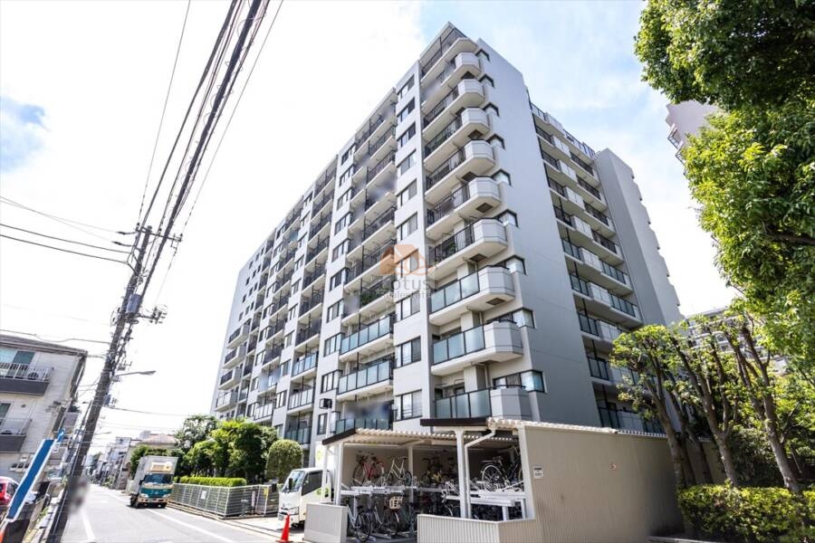 グリーンパーク新小岩外観６｜グリーンパーク新小岩は、昭和61年築、11階建てのマンションです。