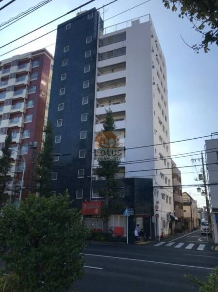 西荻国際第一マンション2｜西荻国際第一マンションは、昭和45年に建てられた11階建てのマンションで、総戸数は42戸です。青梅通りに面していますが、南側は、住環境の良い第一種低層住居専用地域に位置しています。