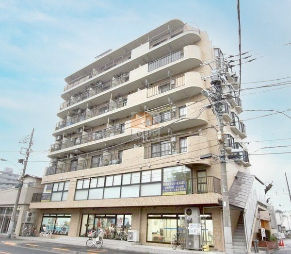 ライオンズマンション西新井第２フェローヒルズ外観5｜ライオンズマンション西新井第２は昭和60年築、7階建てのマンションです。